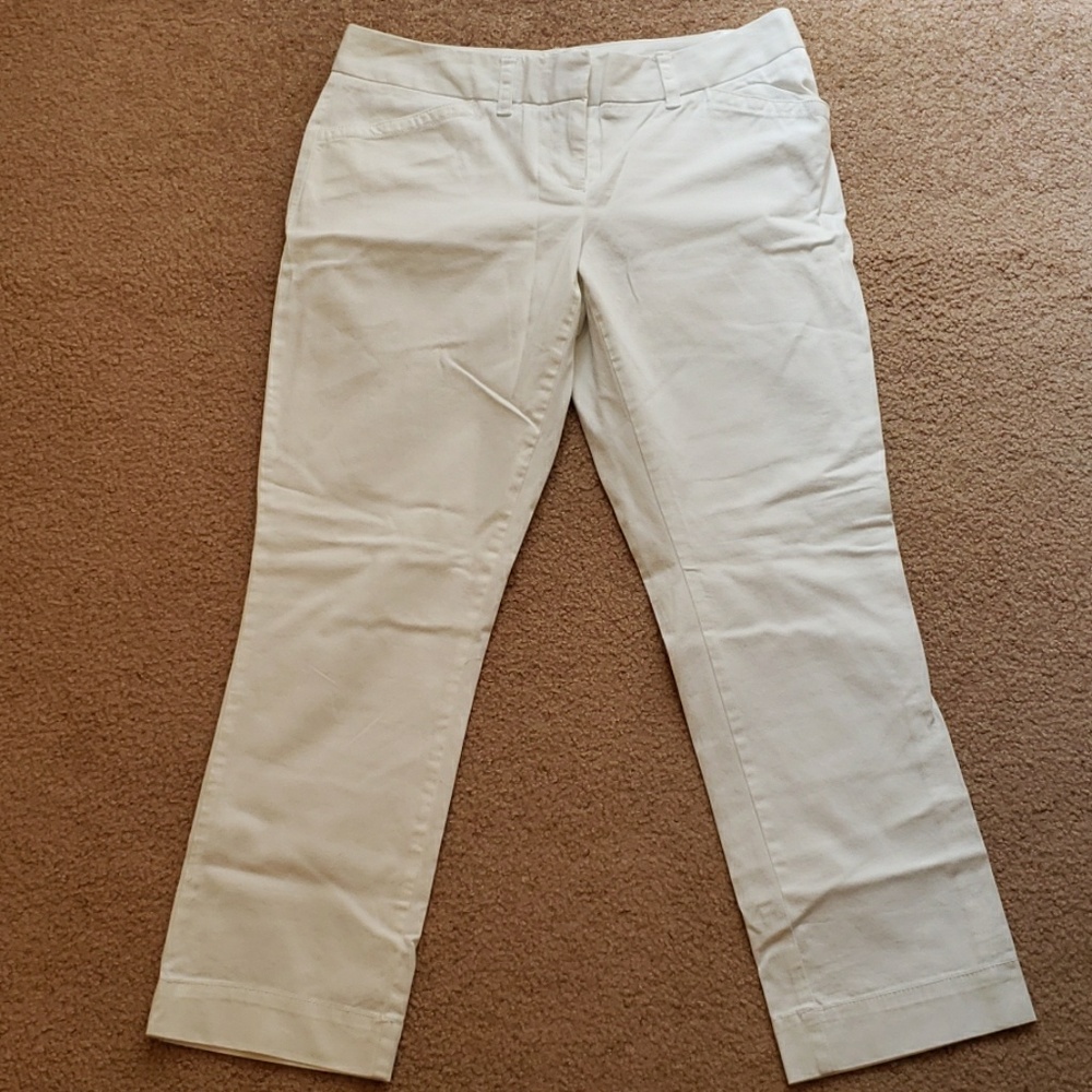Limited (Outback Red) White Cropped Pants Sz4